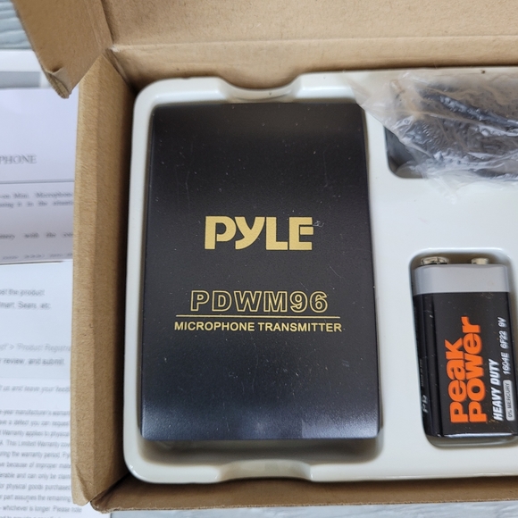 Pyle Lavalier Wireless Microphone System Model: PDWM96 - Picture 5 of 16